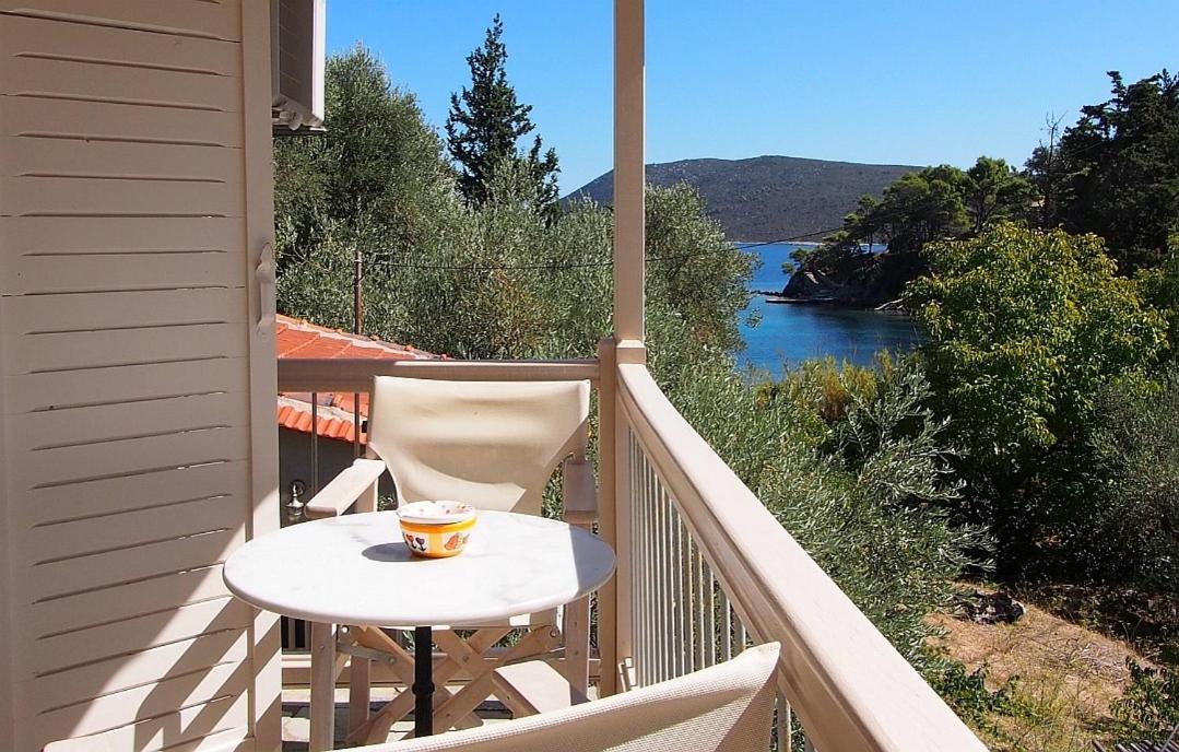 Lithea Villas And Studios By The Sea Agios Petros  Buitenkant foto