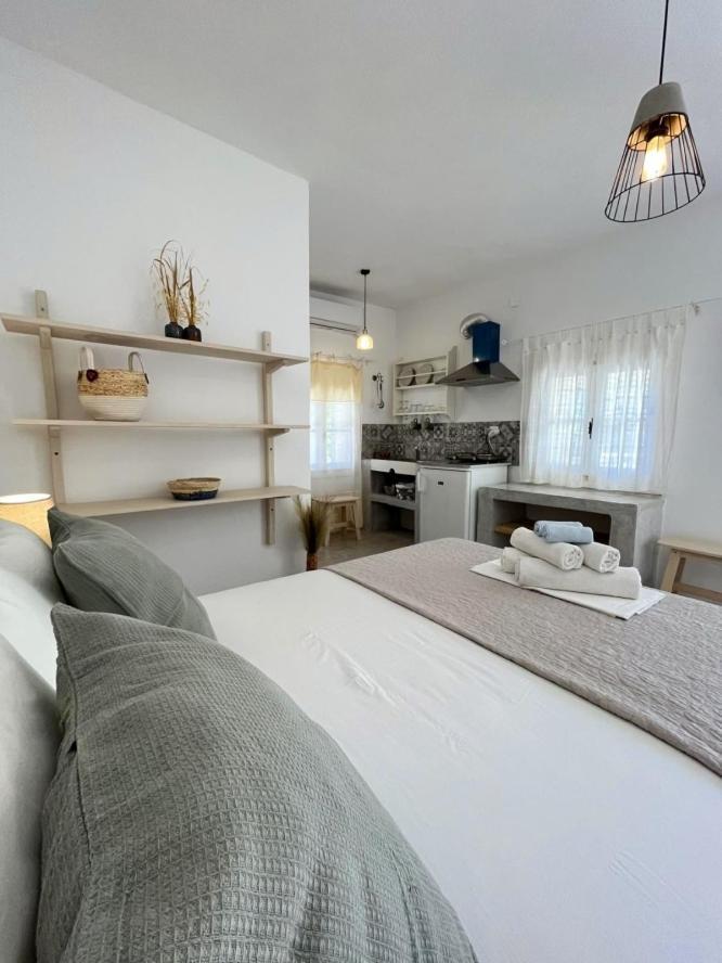 Lithea Villas And Studios By The Sea Agios Petros  Buitenkant foto