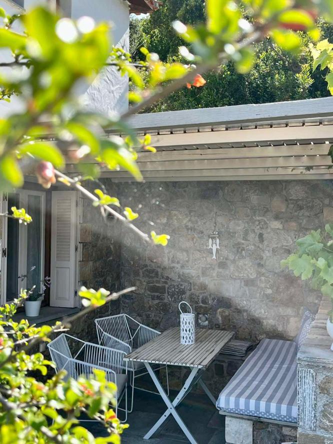 Lithea Villas And Studios By The Sea Agios Petros  Buitenkant foto