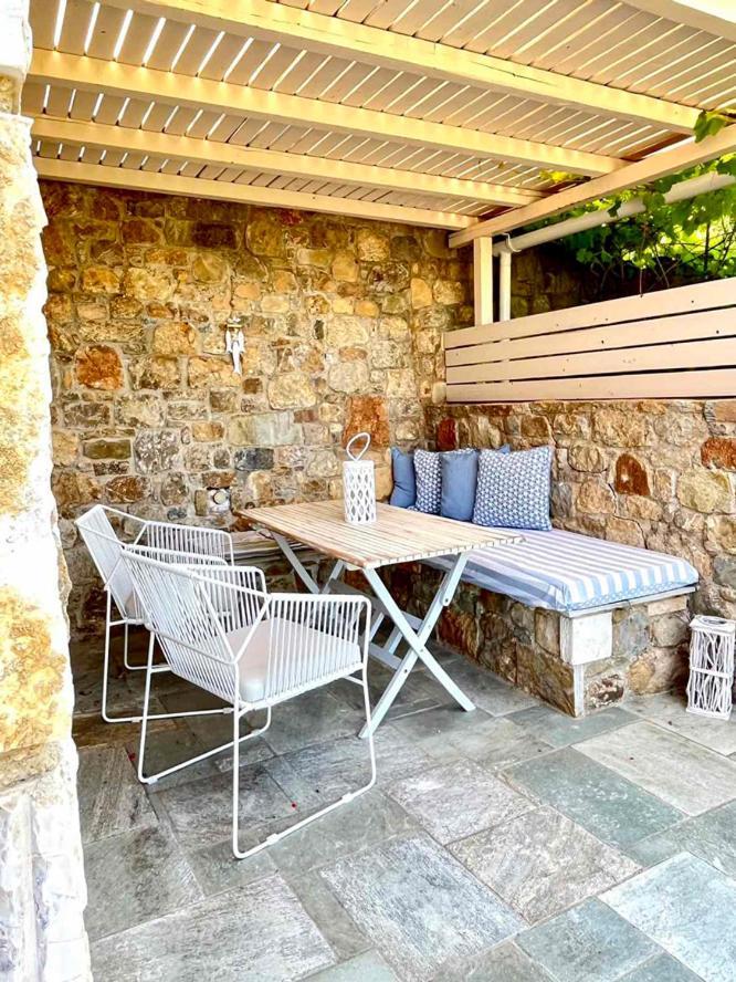 Lithea Villas And Studios By The Sea Agios Petros  Buitenkant foto